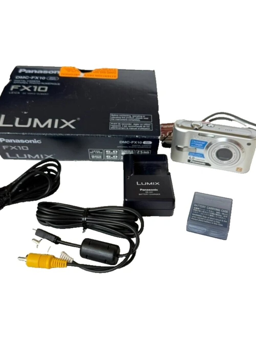 Panasonic DMC-FX10 Lumix Digital Camera Silver 6MP WORKS 3x Optical Zoom